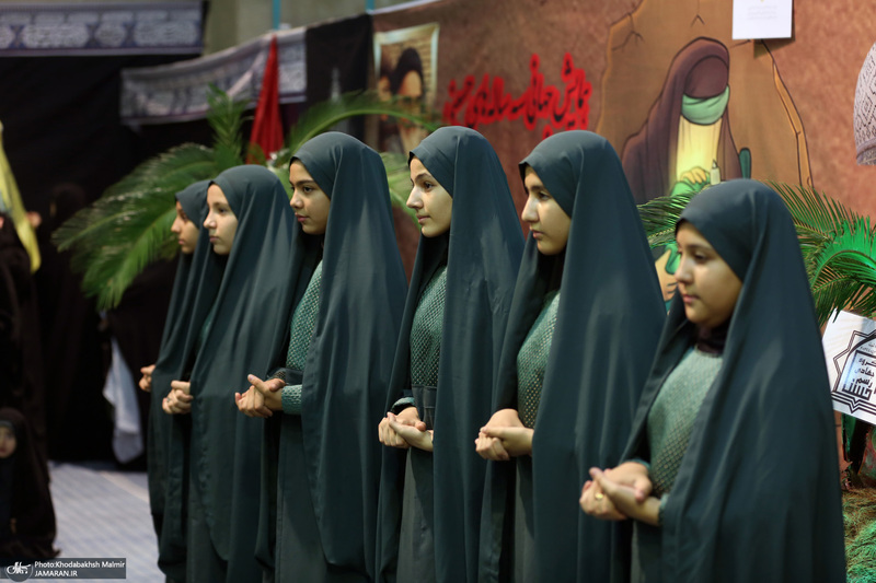 همایش جهانی سه ساله های حسینی در حسینیه جماران 1