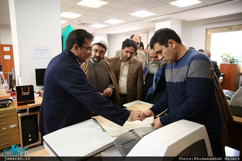 بازدید جمعی از مدیران موسسه تنظیم و نشر آثار امام(س) از مرکز اسناد کتابخانه ملی 